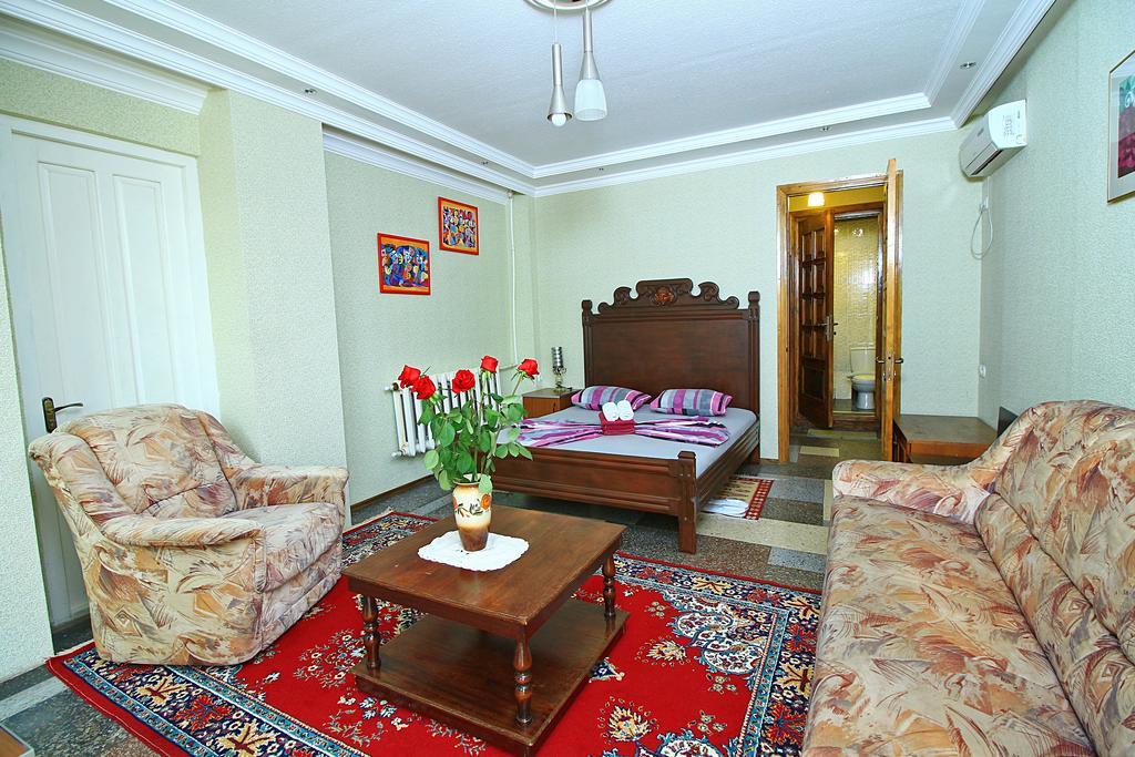 Babilina Hotel Tiflis Exterior foto